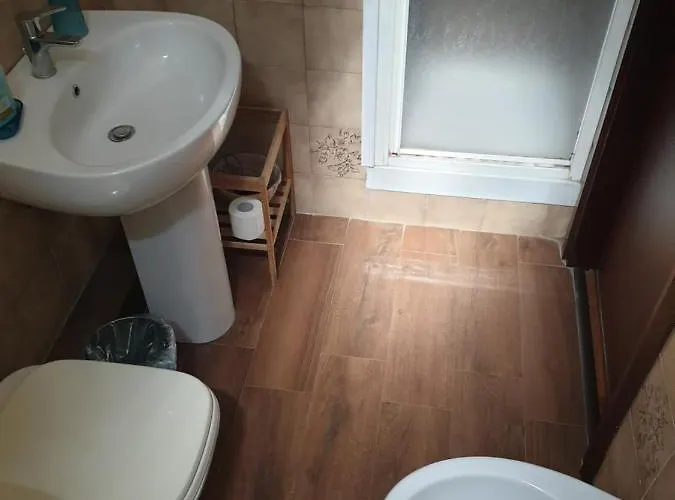 Economy Quadruple Room